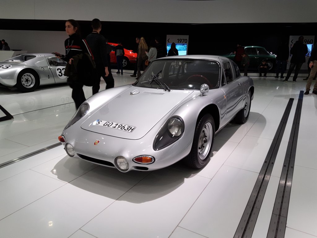 b2000gscarreragt1963.jpg