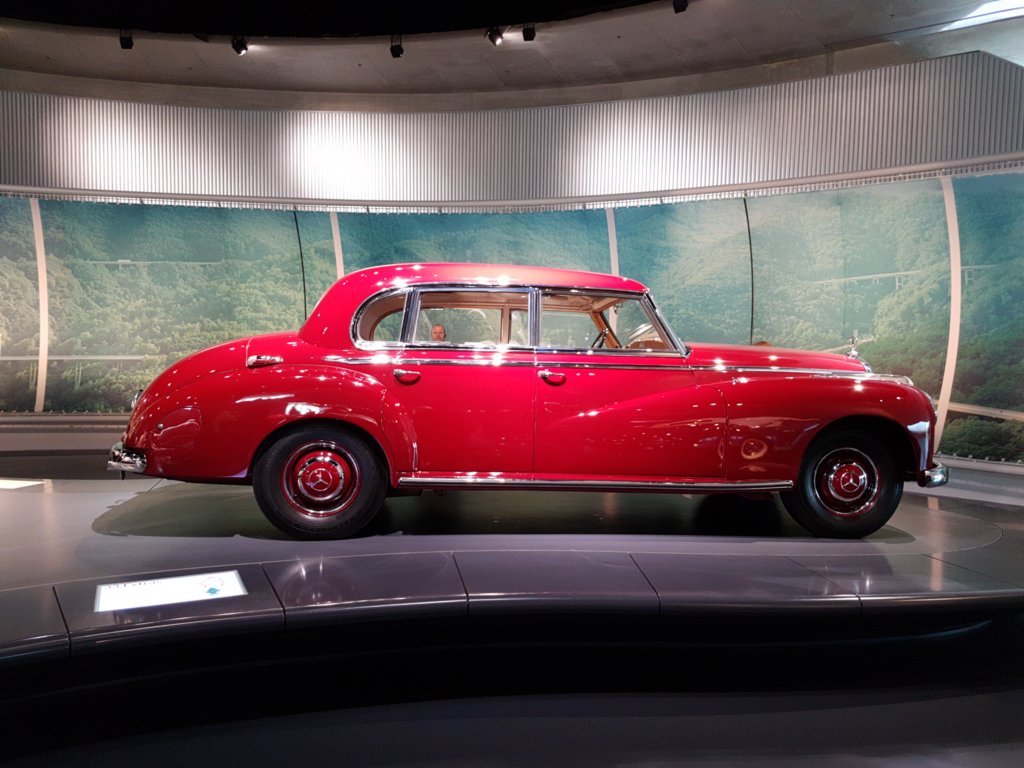 mb3001952.jpg