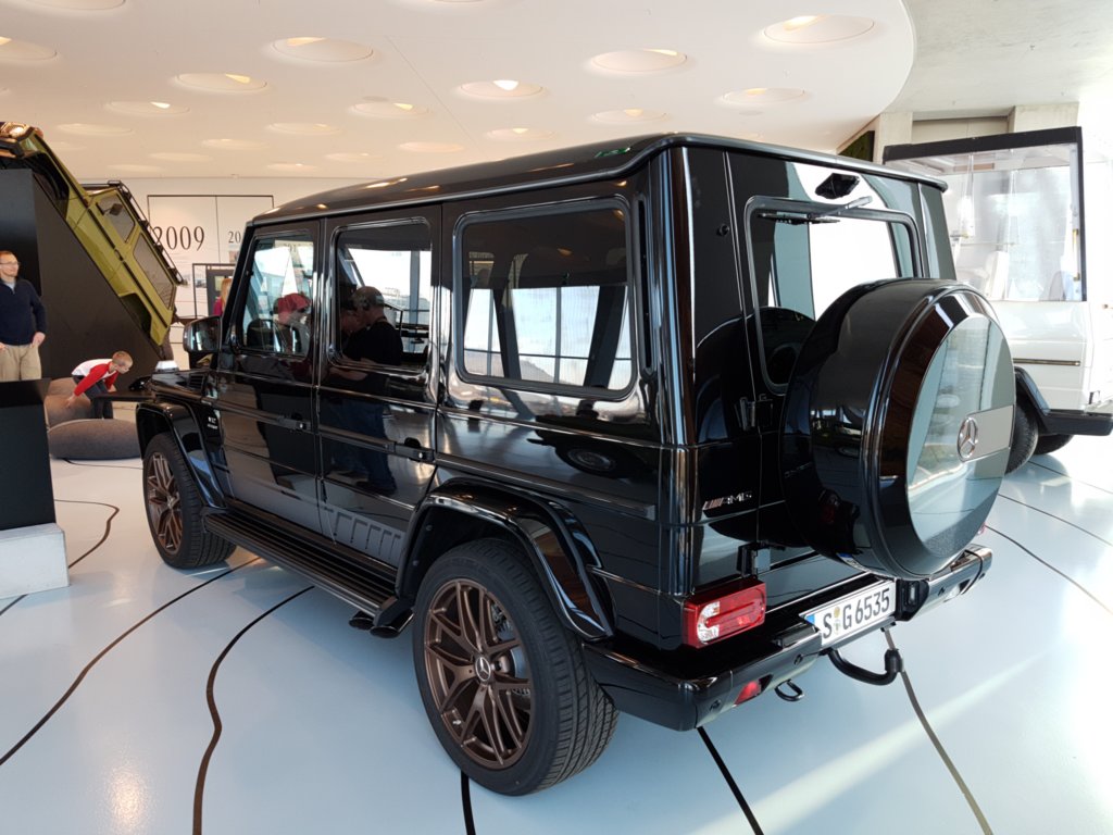 mercedesamgg65finaledition2017.jpg