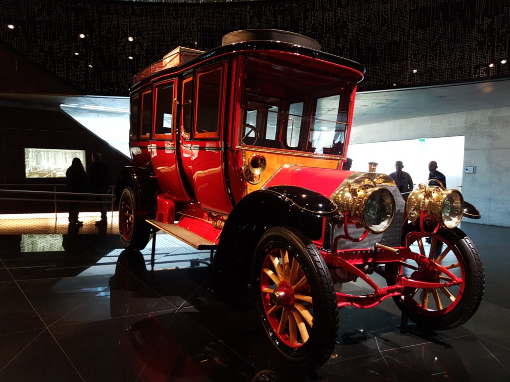 mercedessimplex60psreiselimousine1904.jpg