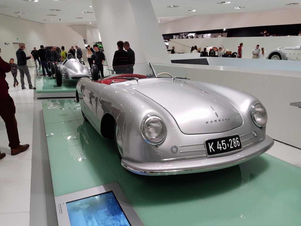 nr1roadster19483.jpg