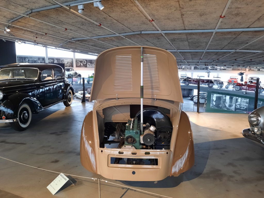 mb170h19384.jpg