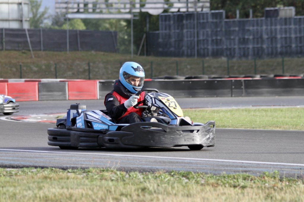 img_9896.jpg