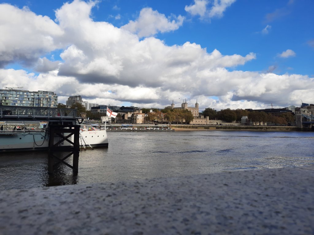 _125447.jpg