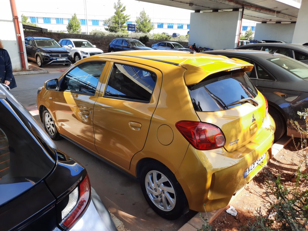mitsubishispacestarengine3a926.jpg