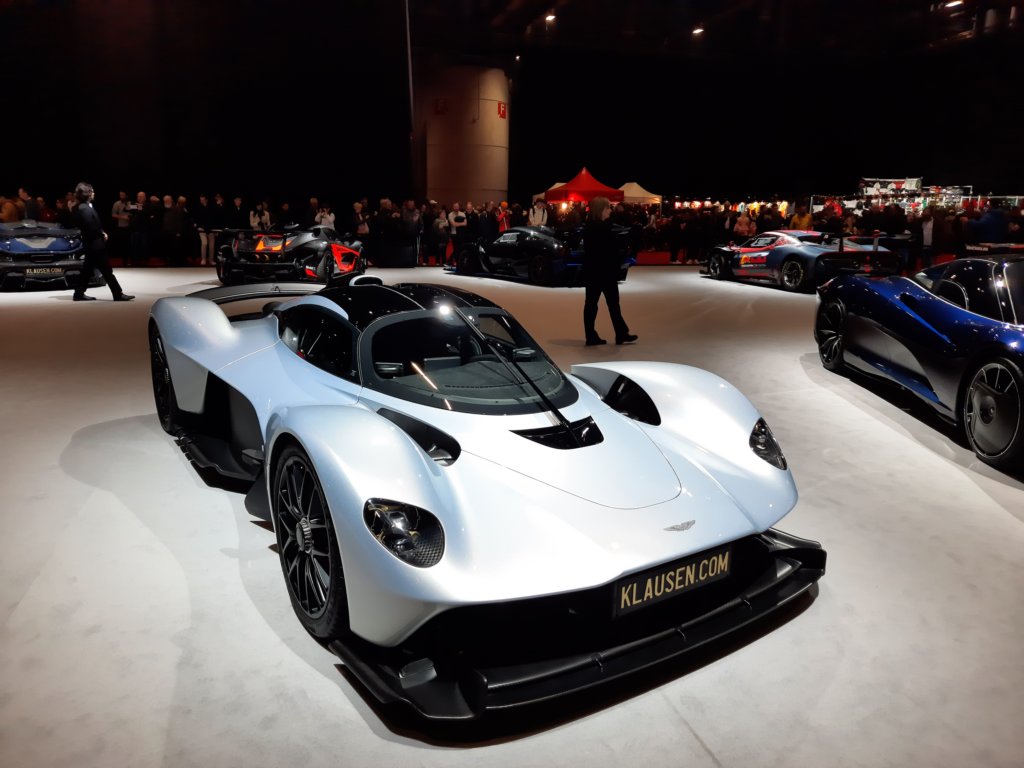 astonmartinvalkyrie20214.jpg