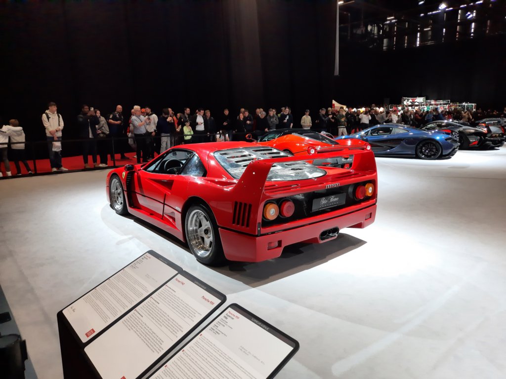 ferrarif4019876.jpg