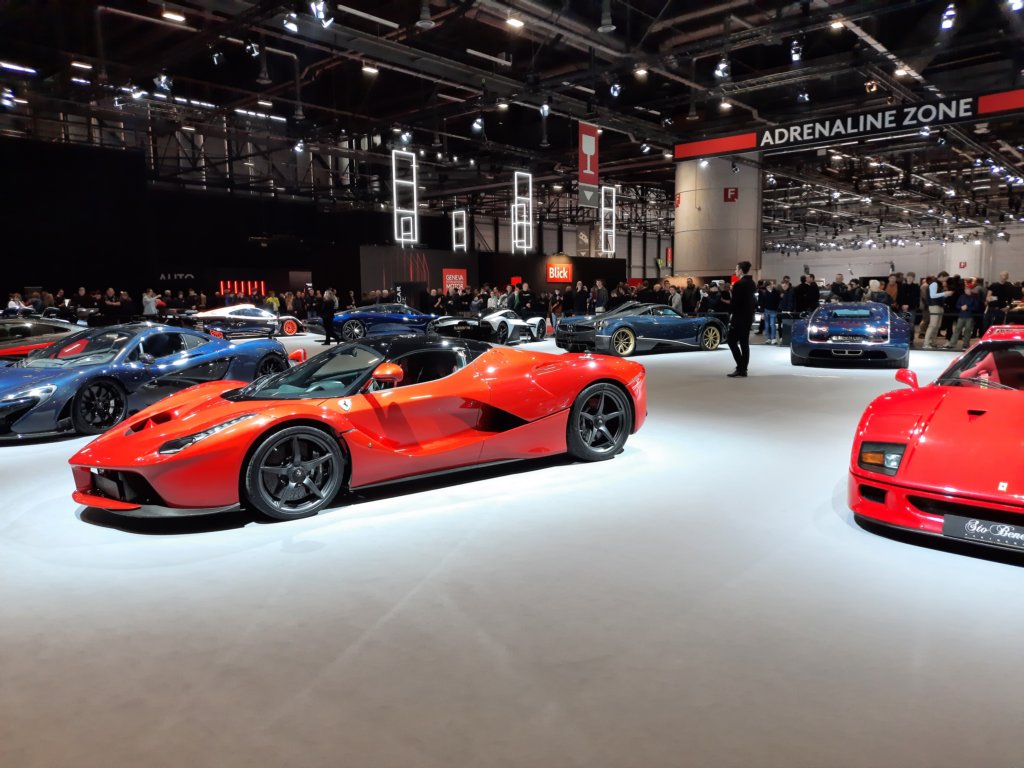 ferrarilaferrari20135.jpg