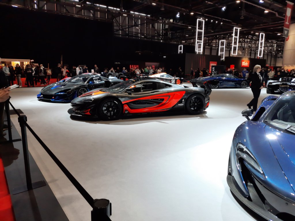mclarenp1gtr201710.jpg
