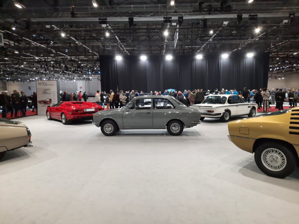 toyotacorolla19675.jpg