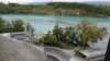 dsc01051_small.jpg