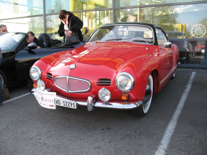 volkswagenkarmannghiavd122912.jpg