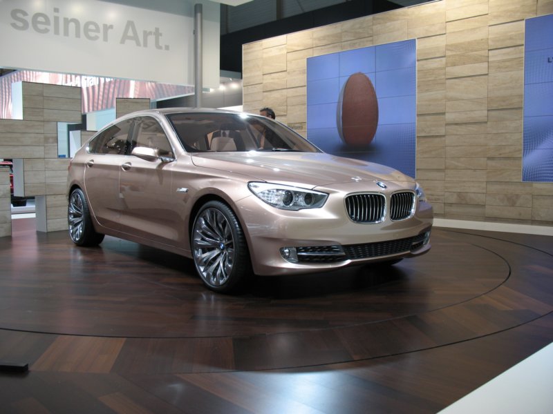 bmwconcept5seriesgranturismo10.jpg