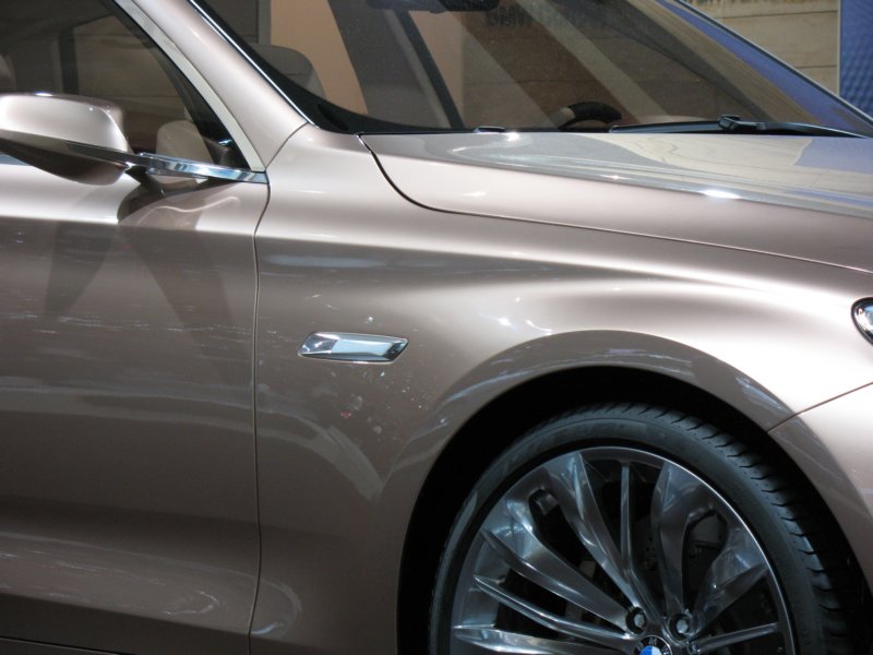 bmwconcept5seriesgranturismo117.jpg