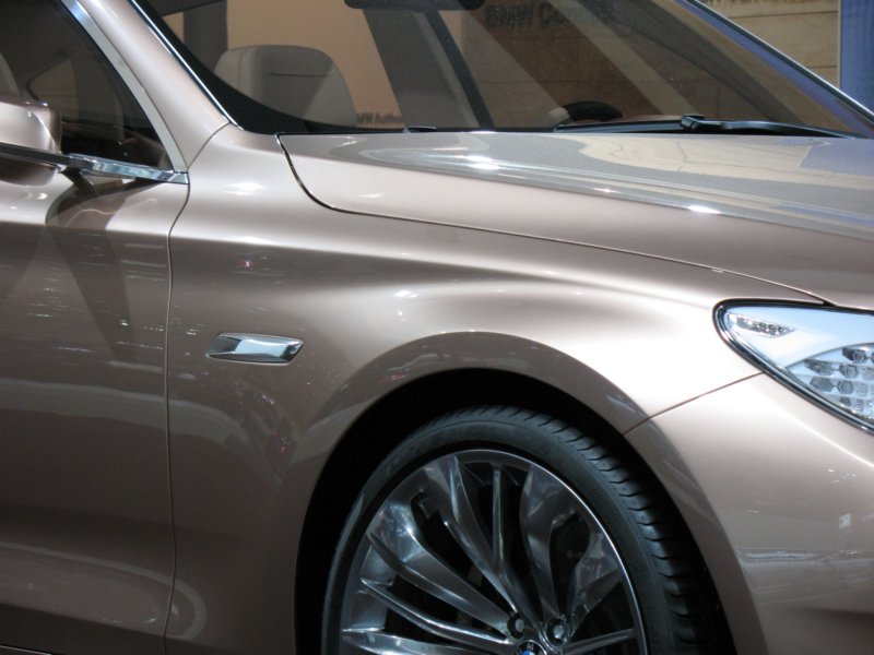 bmwconcept5seriesgranturismo120.jpg