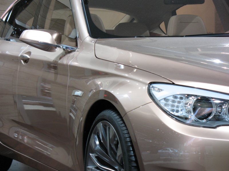bmwconcept5seriesgranturismo125.jpg