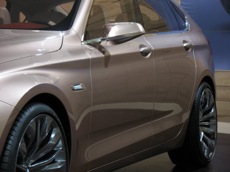 bmwconcept5seriesgranturismo137.jpg