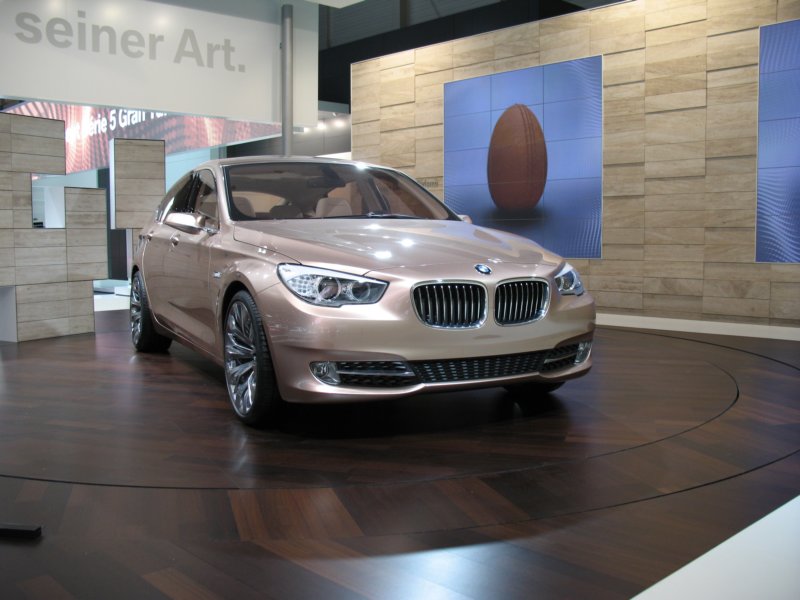 bmwconcept5seriesgranturismo17.jpg