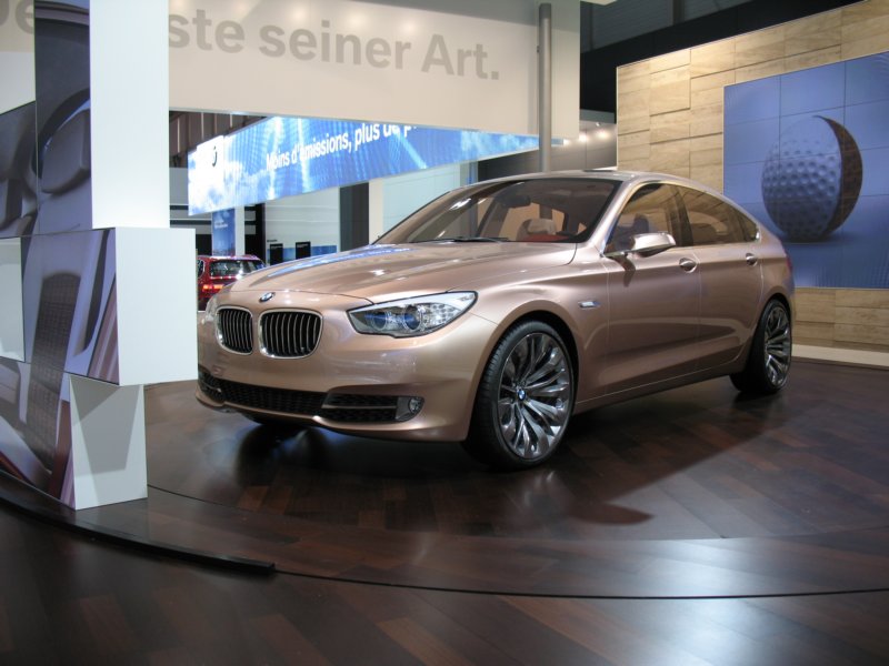 bmwconcept5seriesgranturismo38.jpg