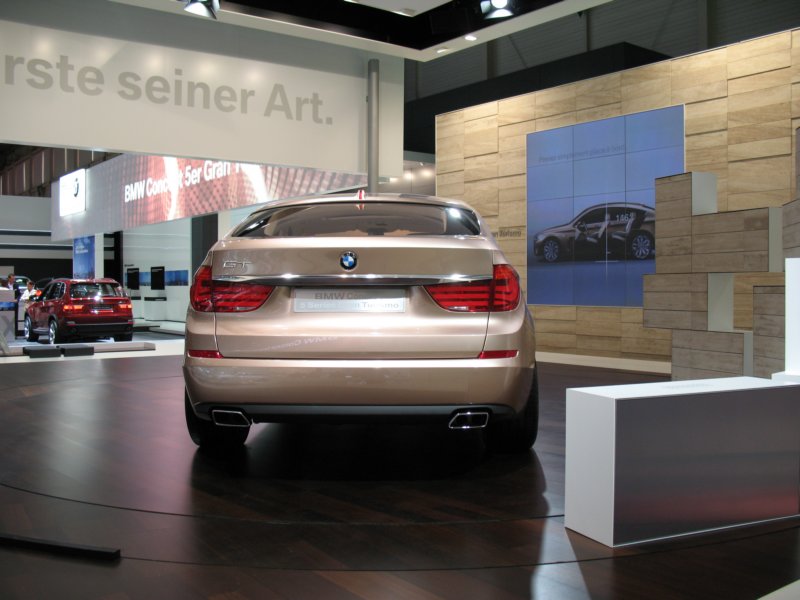 bmwconcept5seriesgranturismo54.jpg