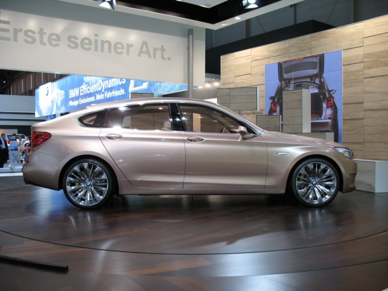 bmwconcept5seriesgranturismo77.jpg