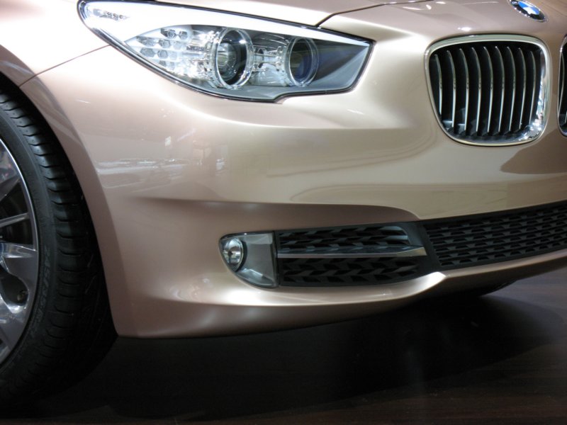bmwconcept5seriesgranturismo80.jpg