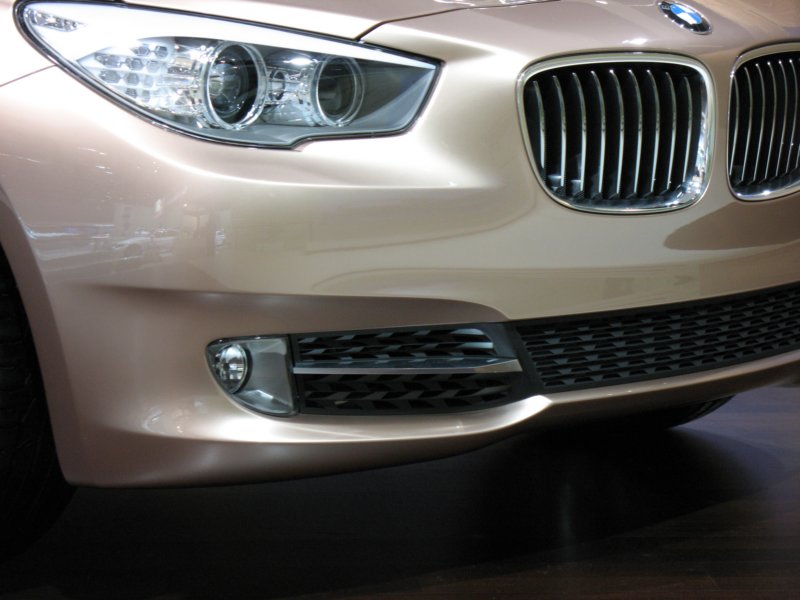 bmwconcept5seriesgranturismo82.jpg
