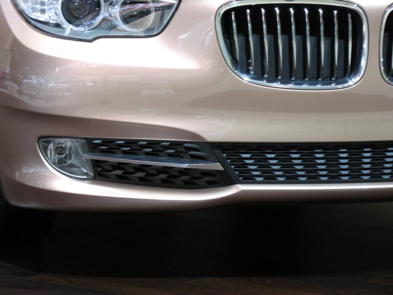 bmwconcept5seriesgranturismo85.jpg