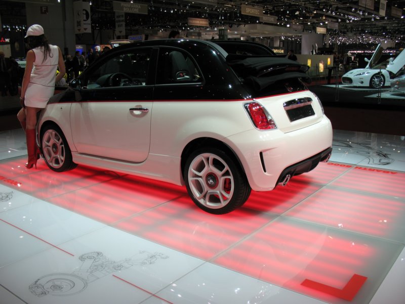 abarth500c10.jpg