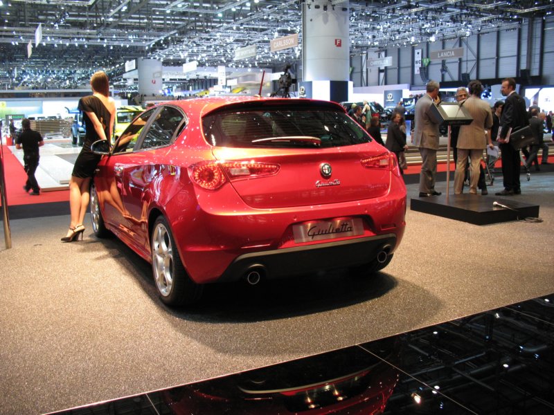 alfaromeogiulietta38.jpg