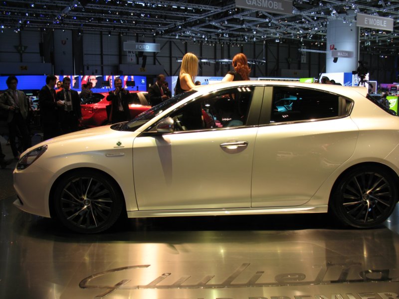 alfaromeogiulietta65.jpg