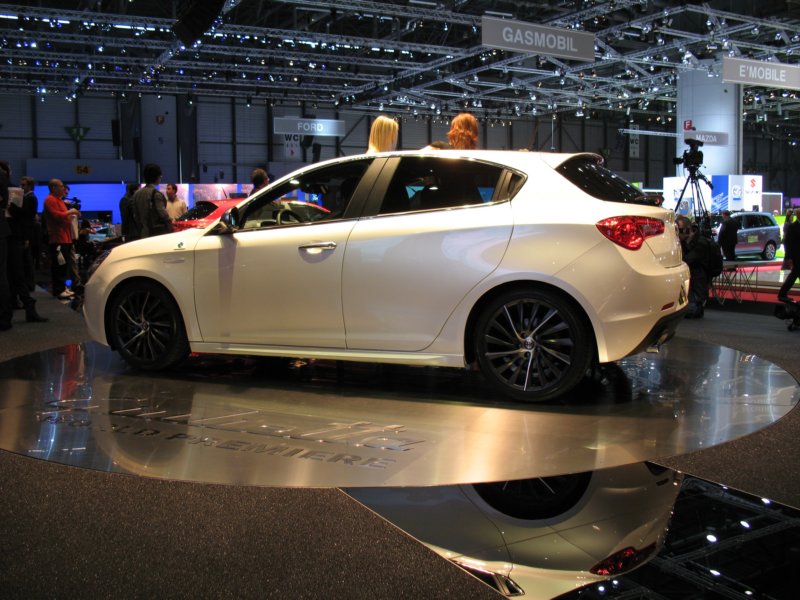 alfaromeogiulietta67.jpg