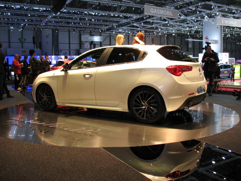 alfaromeogiulietta68.jpg