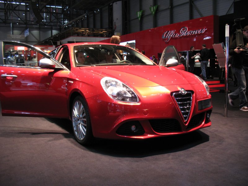 alfaromeogiulietta79.jpg