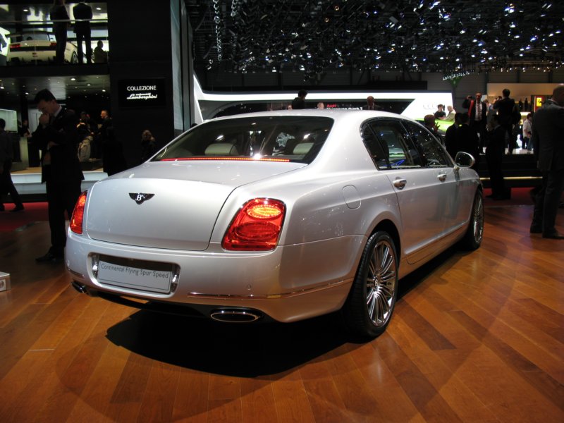 bentleycontinentalflyingspurspeed6.jpg