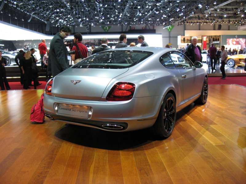 bentleycontinentalsupersports2.jpg