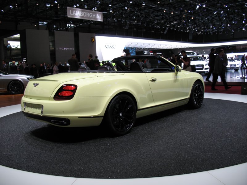 bentleycontinentalsupersportsconvertible3.jpg