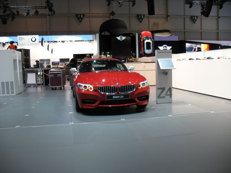 bmwz4.jpg