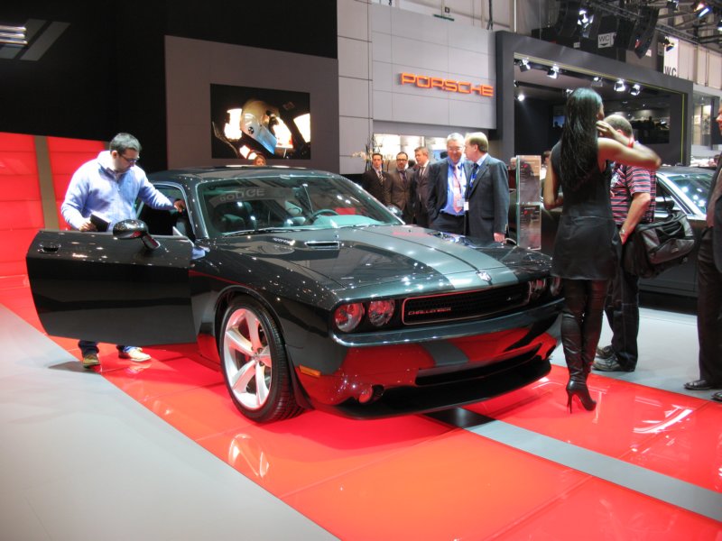 dodgechallenger2.jpg
