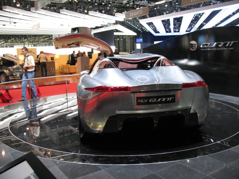 nlvquantfourseaterelectriccar25.jpg