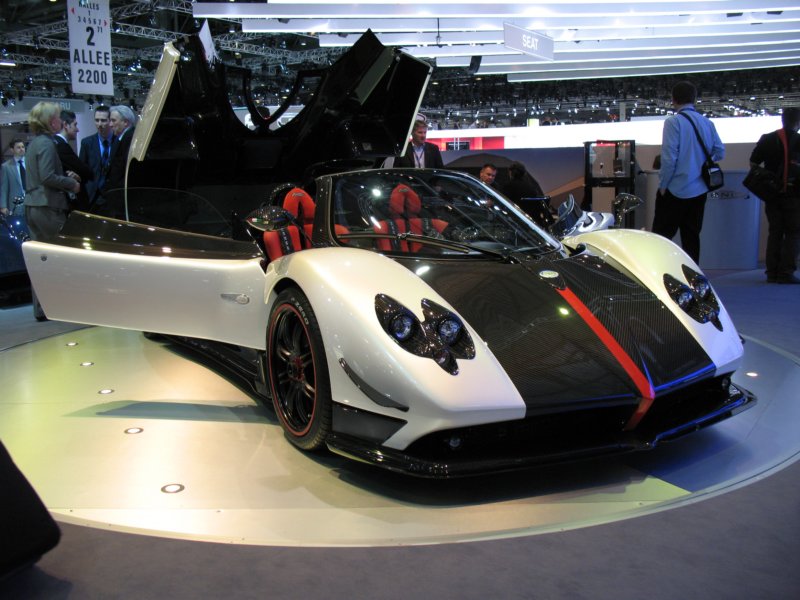 paganizondacinqueroadster.jpg
