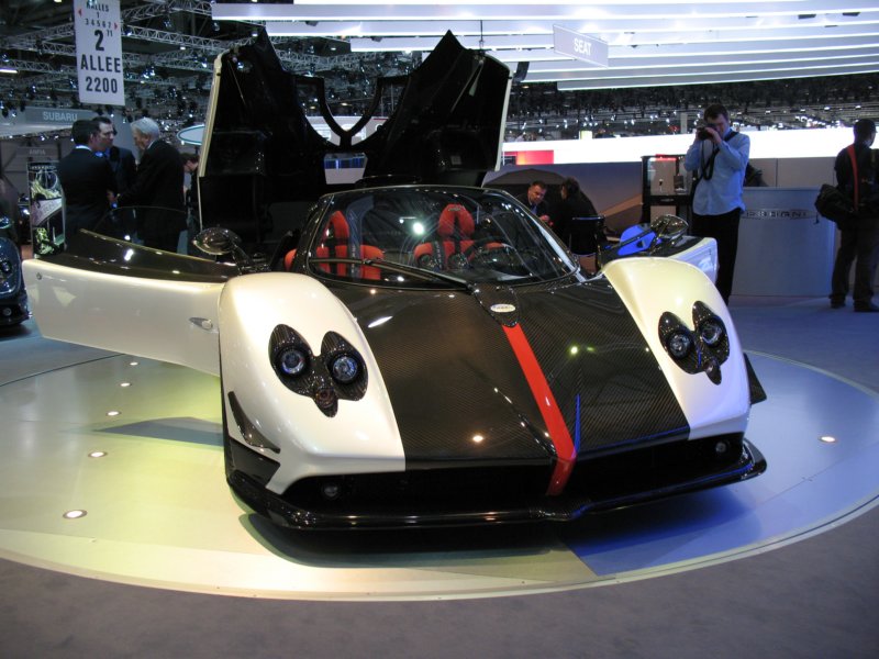 paganizondacinqueroadster6.jpg