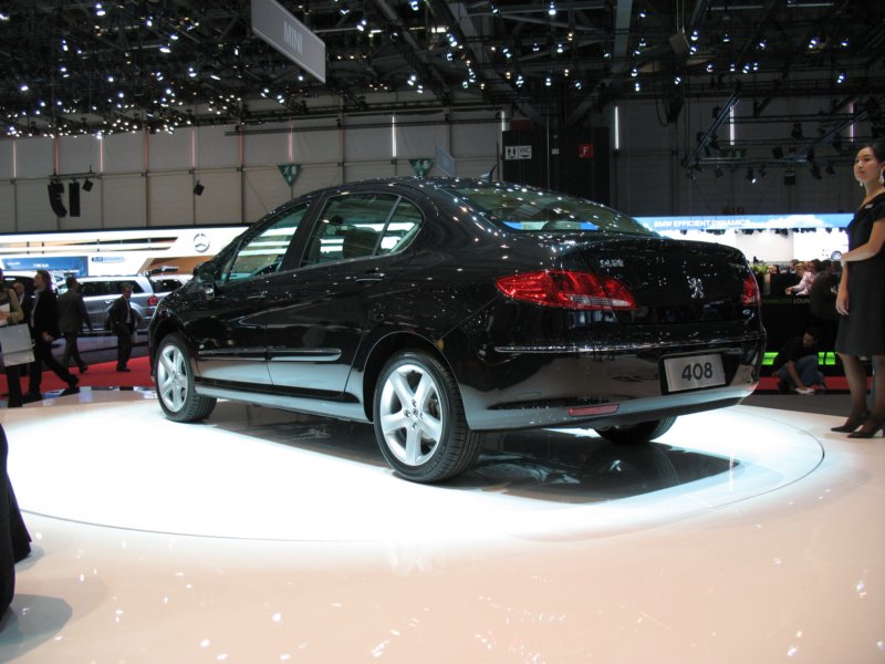 peugeot4083.jpg