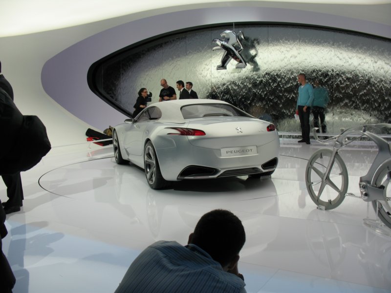 peugeotsr111.jpg