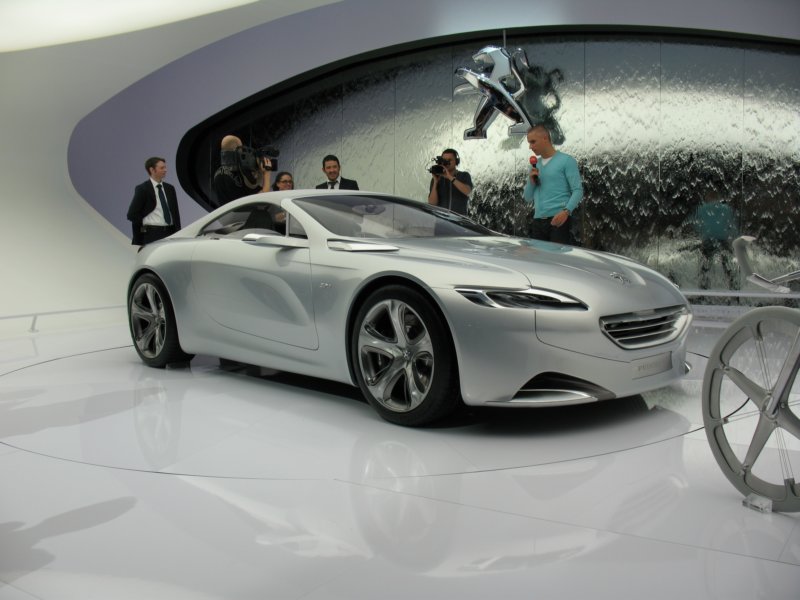 peugeotsr123.jpg