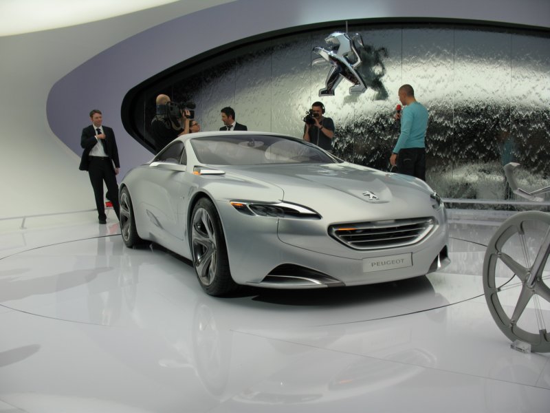 peugeotsr129.jpg
