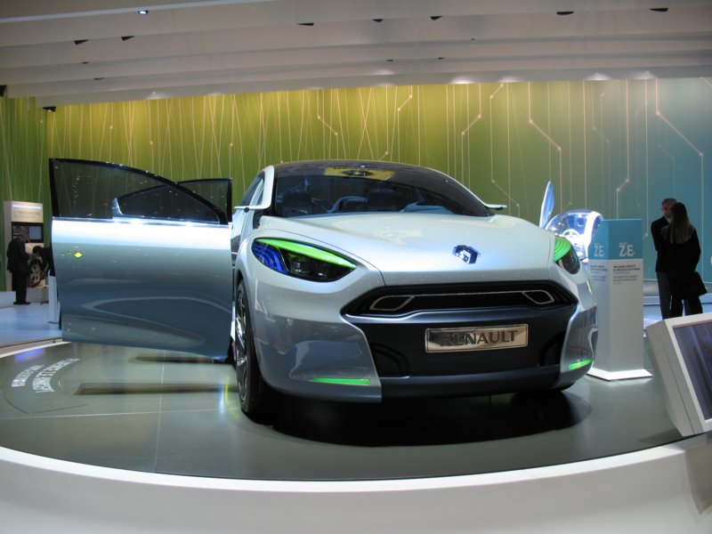 renaultfluenceze10.jpg
