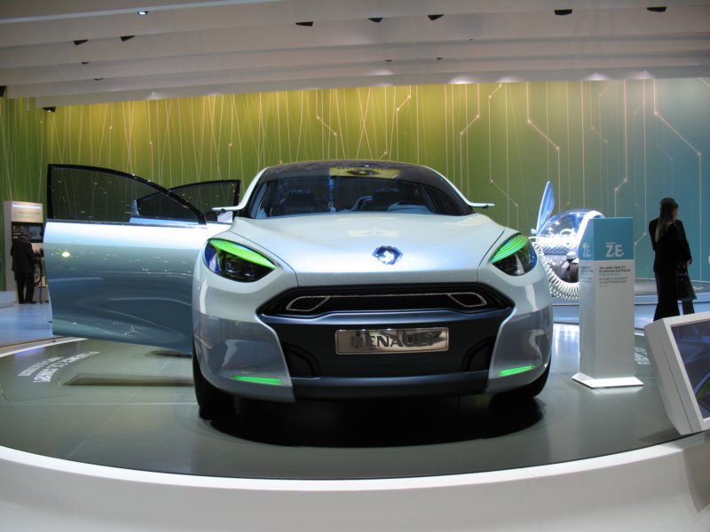 renaultfluenceze12.jpg