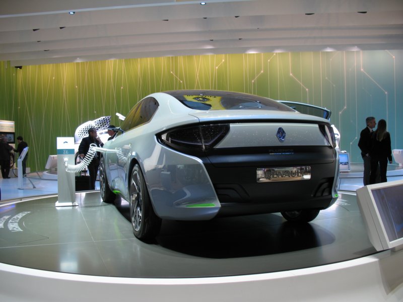 renaultfluenceze23.jpg
