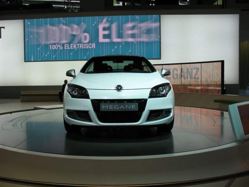 renaultmganecc7.jpg